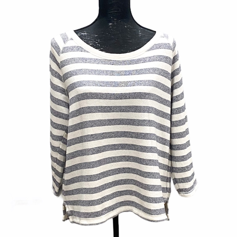 GAP Sweater